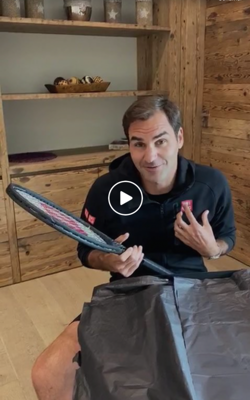 Federer presenta nuova racchetta Wilson Pro Sfatt V13